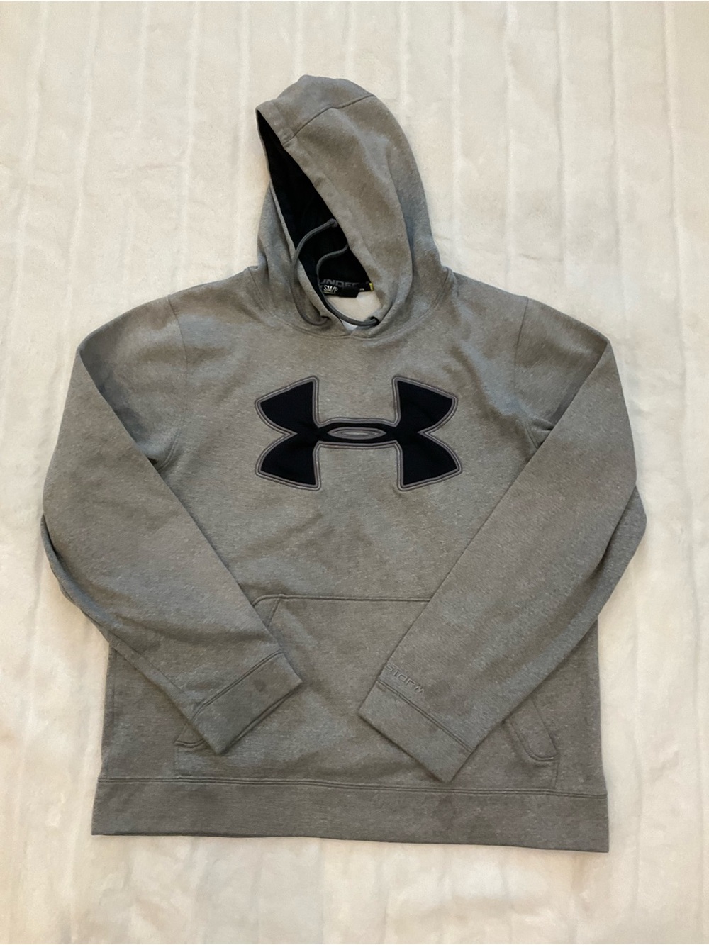 Under Armour Men’s Gray Pullover Hoodie with Black Logo